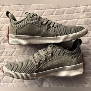 Sorel Women’s Out ‘n About III Plus Lace Sneaker Size 7.5